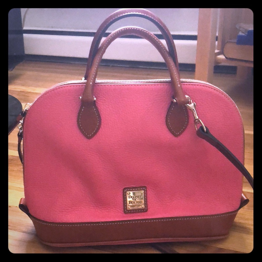 Authentic Dooney and Bourke Pebble Grain Satchel